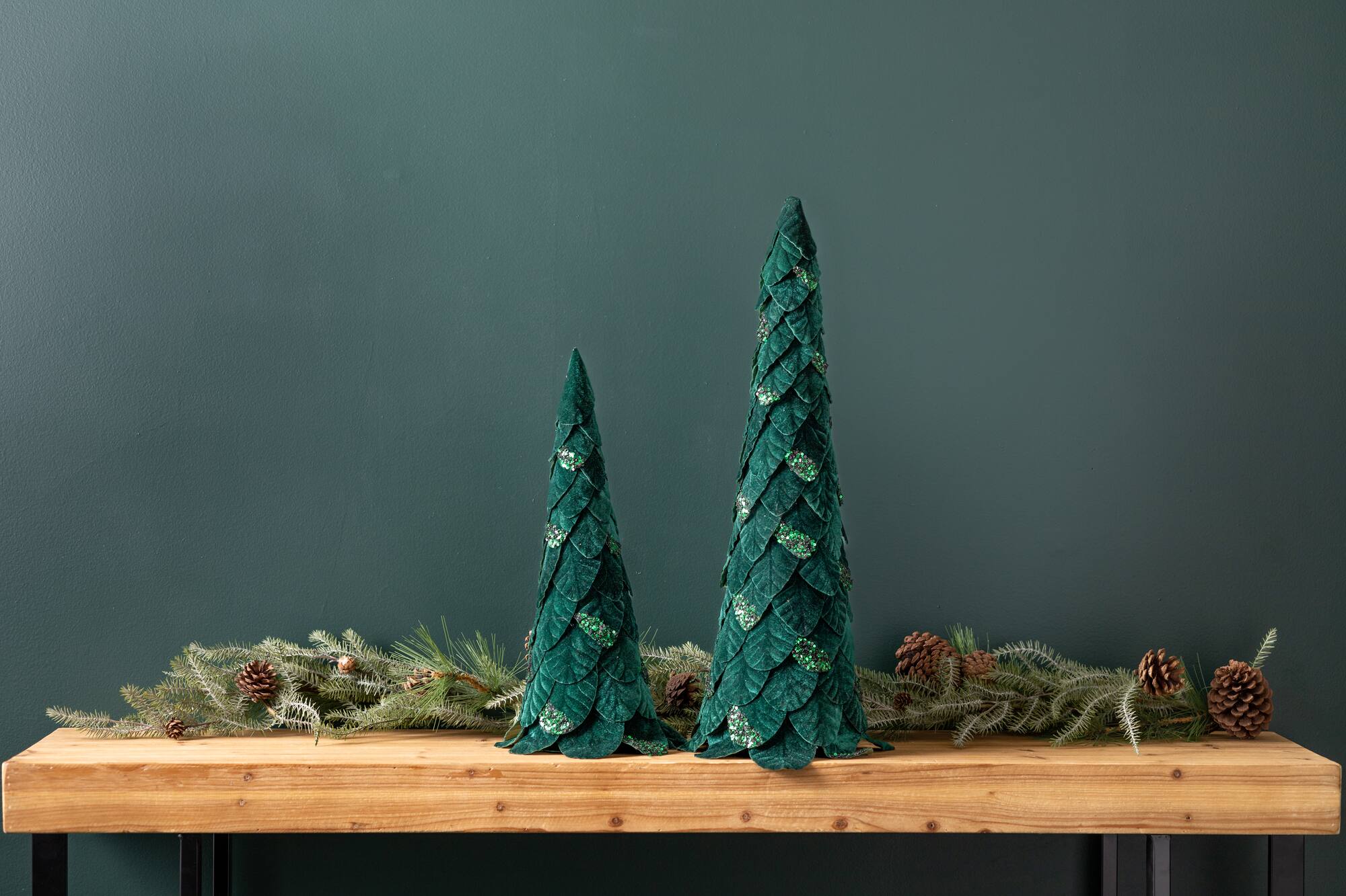 Green Beaded Leaf Pine Tree, Set of 2